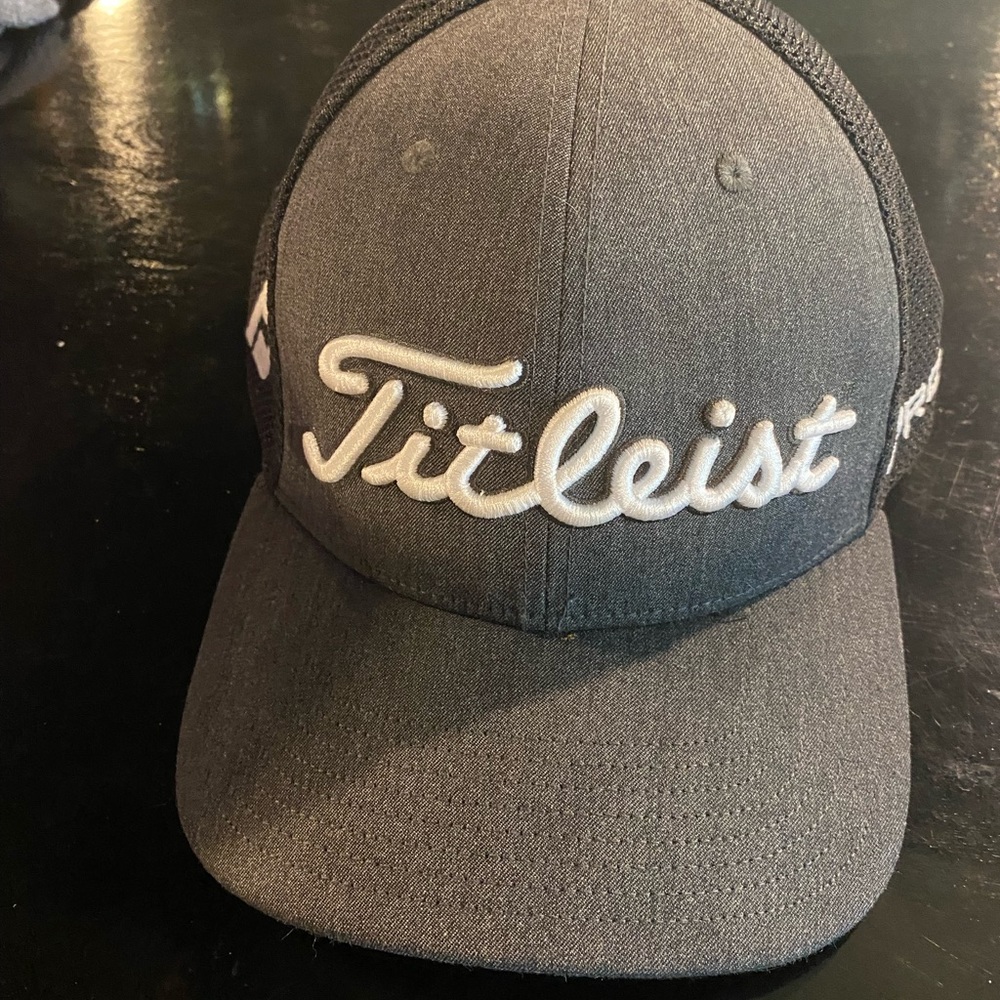 Titleist golf hat